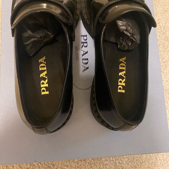 Prada Calzature Donna Black Leather Loafers - Picture 6 of 10
